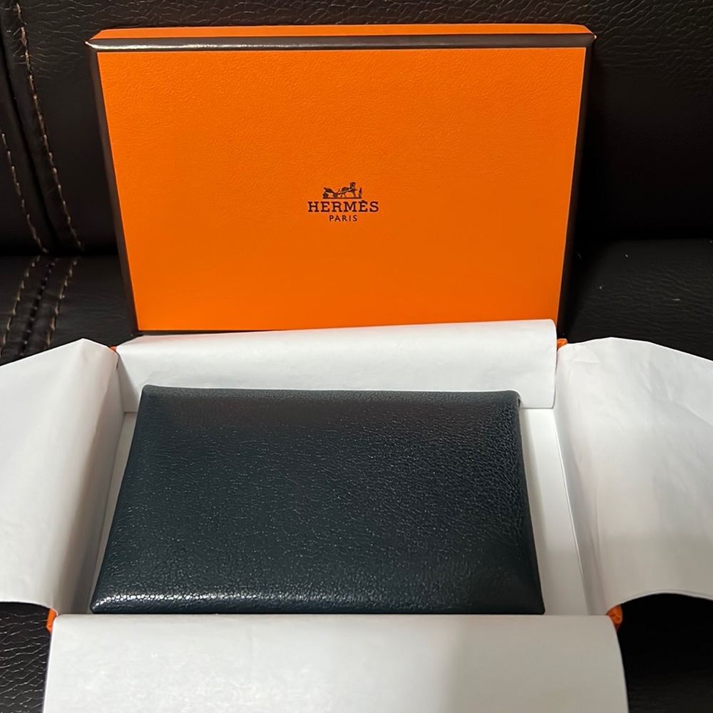 Authentic brand new Hermes calvi card holder in camilka dark forest green